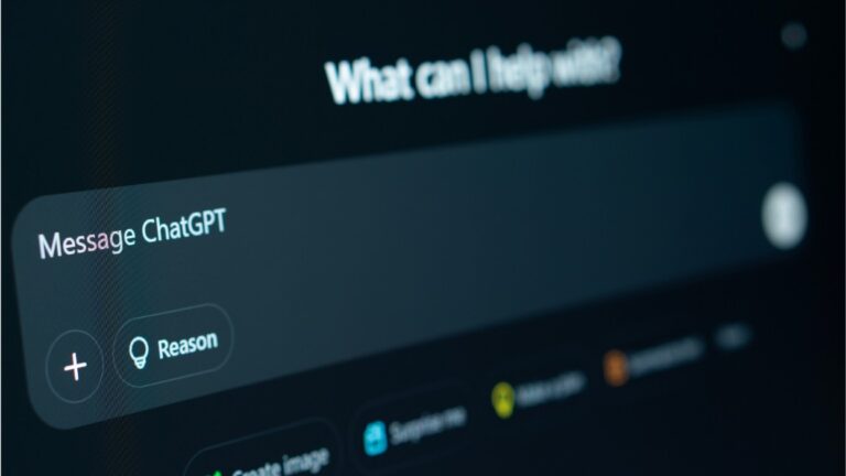 OpenAI嚴格新政：ChatGPT不再提供專業法律與醫療建議，AI合規時代來臨