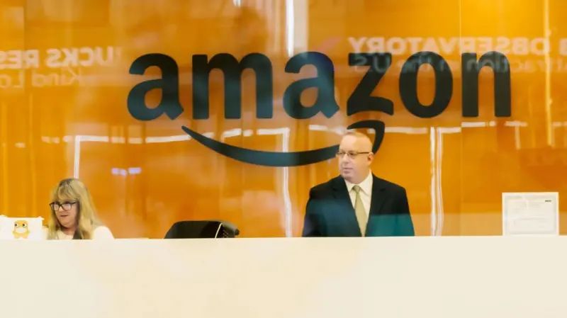 Amazon史上最大裁員3萬人！AI時代企業瘦身潮震撼全球