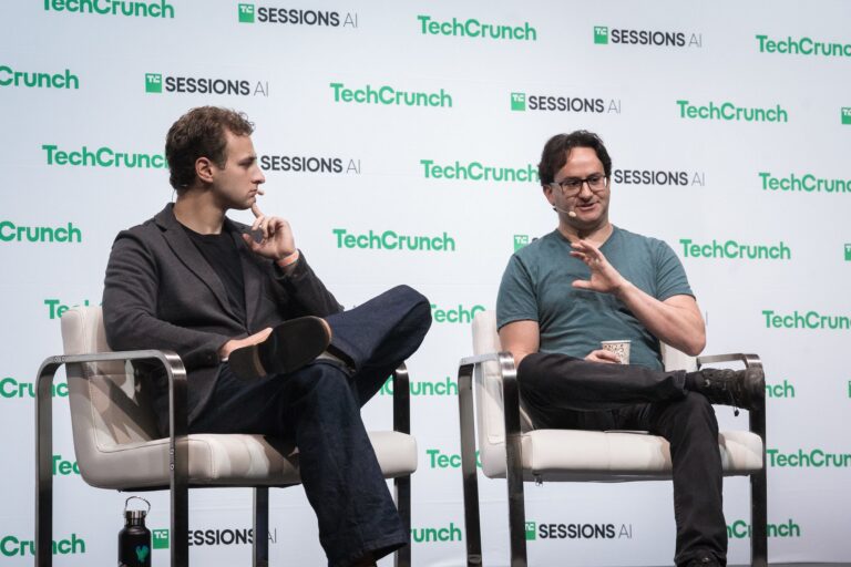 Anthropic未來五年營收飆破700億美元，攜手微軟Salesforce引爆企業AI新革命！
