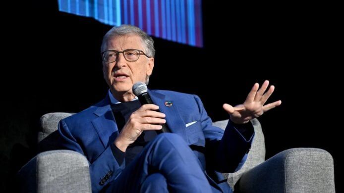 Bill Gates 預言 10 年內 AI 取代大部分工作：只有這四類人能留低