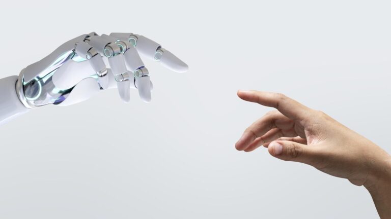 AI 兩週造出真晶片，CUDA 護城河真的開始鬆動了嗎？